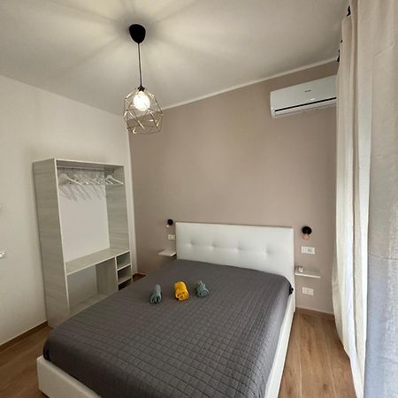 Perni Rooms Palermo Exterior foto