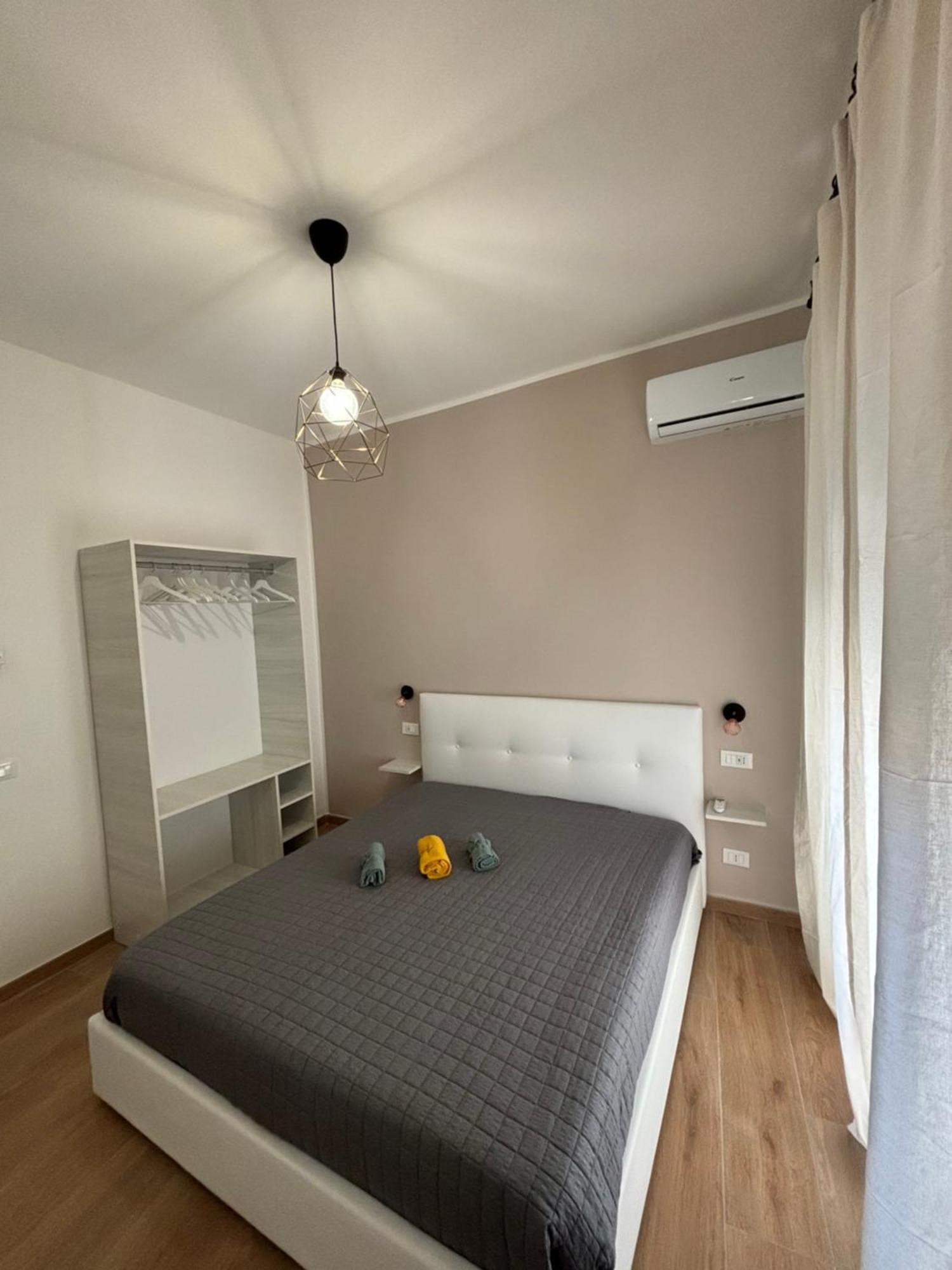 Perni Rooms Palermo Exterior foto